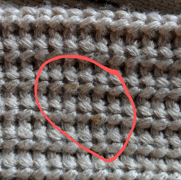 Cozy knit beige button up cardigan with pockets | DIVIDED - Picture 8 of 11